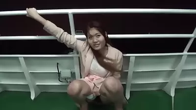 Japanese ho pulls tampon