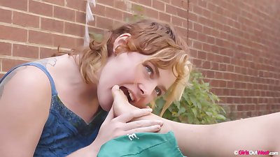 Kayla Rain and Olive G. got down and dirty with each other, just for fun