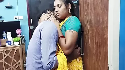 Mallu Hot Girl Half Saree Romance With Lip Lock, Desi Malayali Girl Half Saree Hot Romance With Lip Lock, Mallu Couple With Hot Kiss