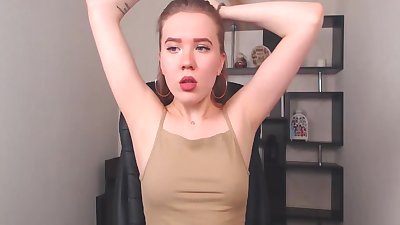 Teen Cuttie Finger Fucking Herself On The Chair